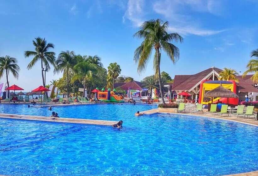 هتل Royal Decameron Indigo All Inclusive