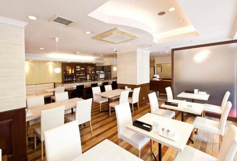 Fotos del hotel Sotetsu Fresa Inn Tokyotamachi:  9