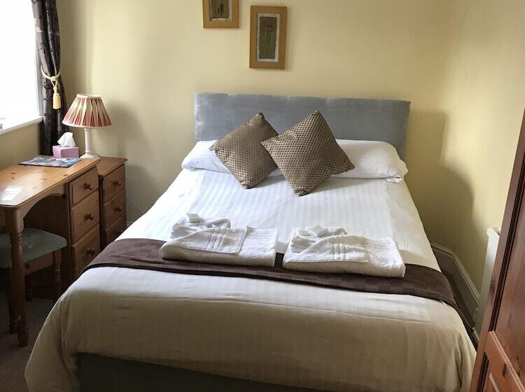 ホテル The Abbey Inn