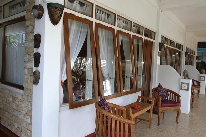 فندق Villa Agung Beach Inn