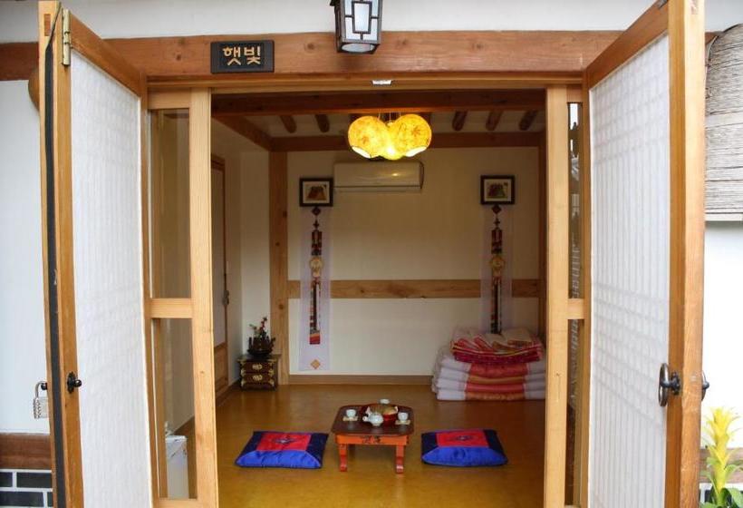 膳宿费 Jeonju Hanok Maeul Hongran Mideok Hanok