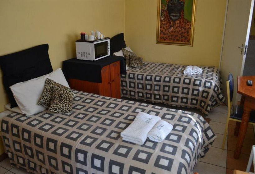 پانسیون Willow Tree Guest House