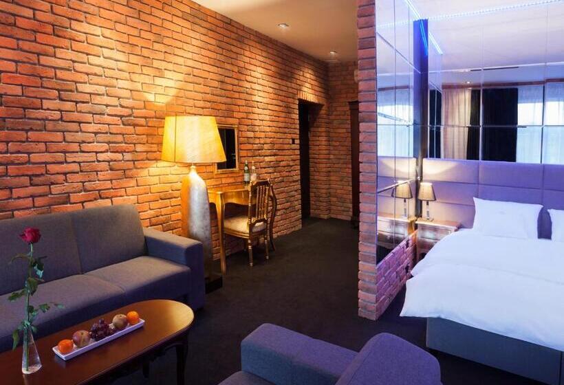 Betmanowska Main Square Residence Adults Only