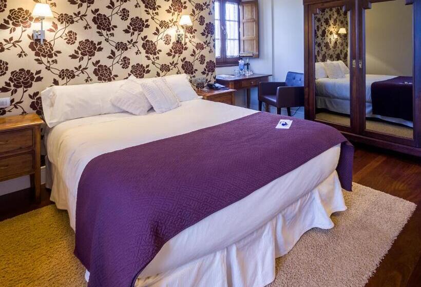 בית מלון כפרי Casa De Castro