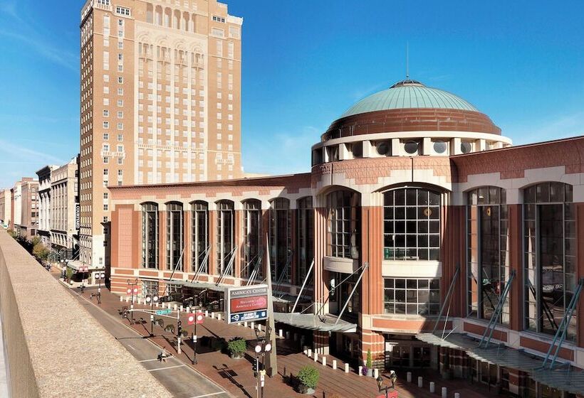 هتل Courtyard St. Louis Downtown/convention Center