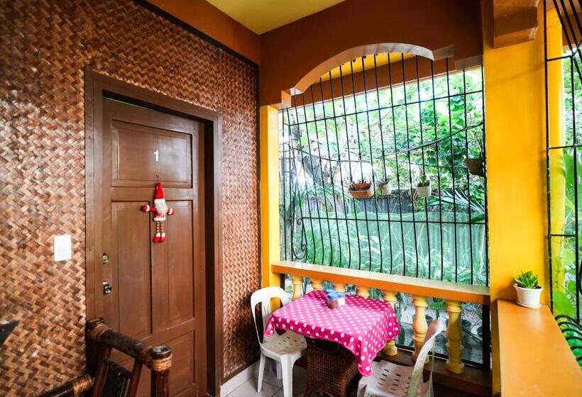 בית מלון כפרי Gracias Inn Boracay