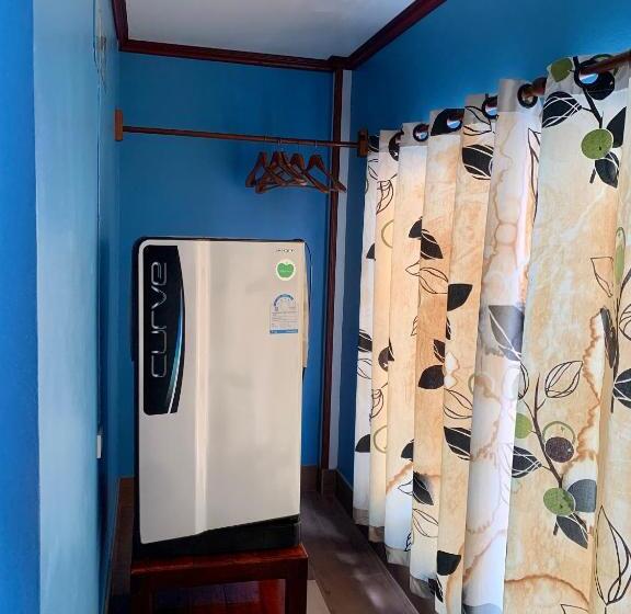 Отель Koh Tao Tropicana Resort