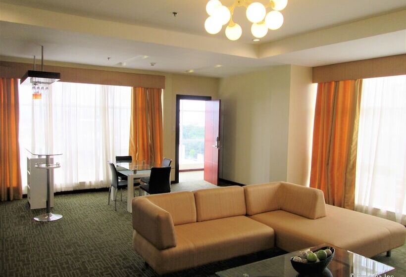 فندق Marianne Suites