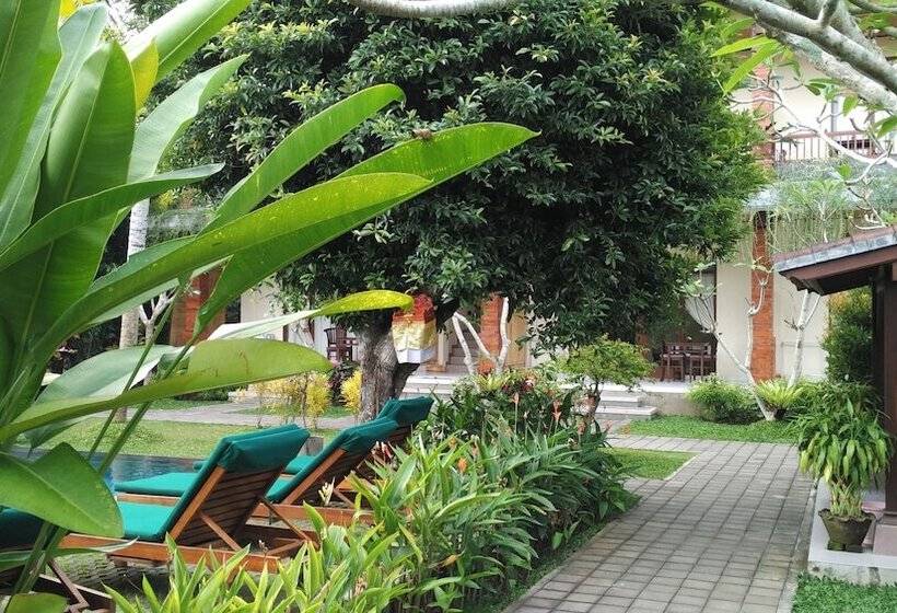 Fotos del hotel Nyoman Sandi Guest House:  6