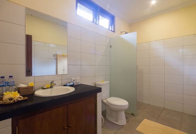 Fotos del hotel Nyoman Sandi Guest House:  4