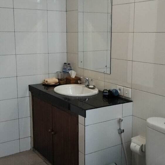 Fotos del hotel Nyoman Sandi Guest House:  25