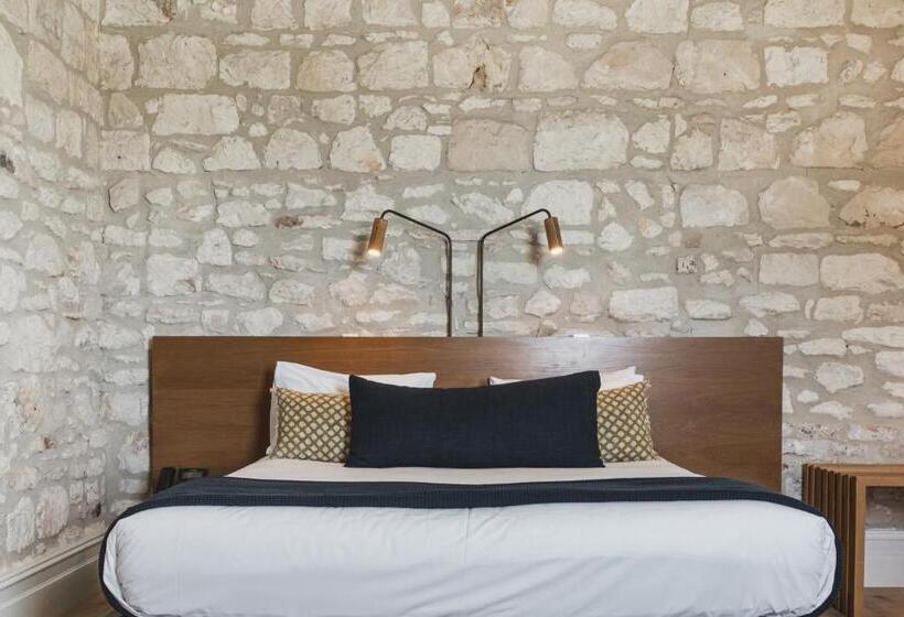 בית מלון כפרי Sorrento