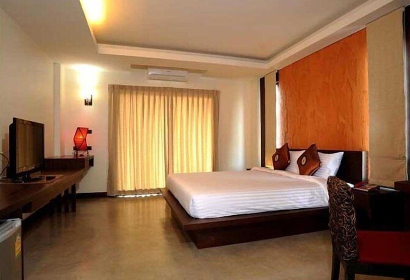 هتل The Charm Boutique Resort