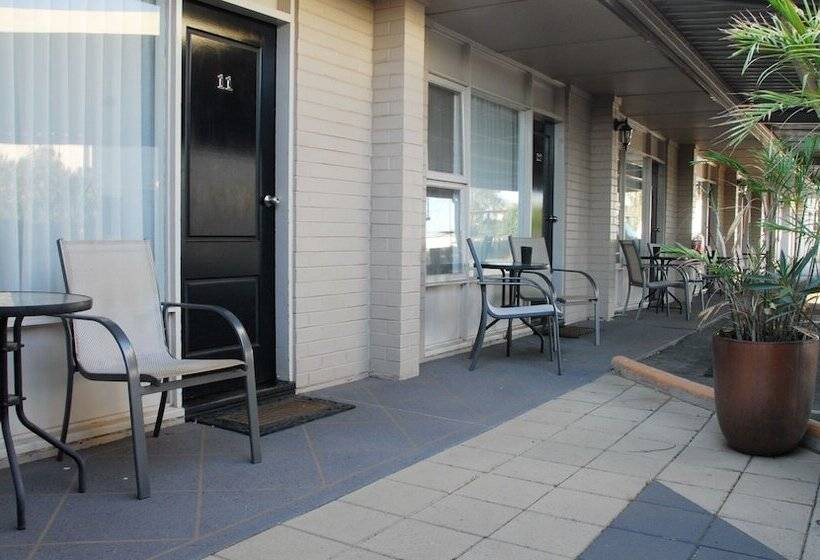 Mayfair Motel