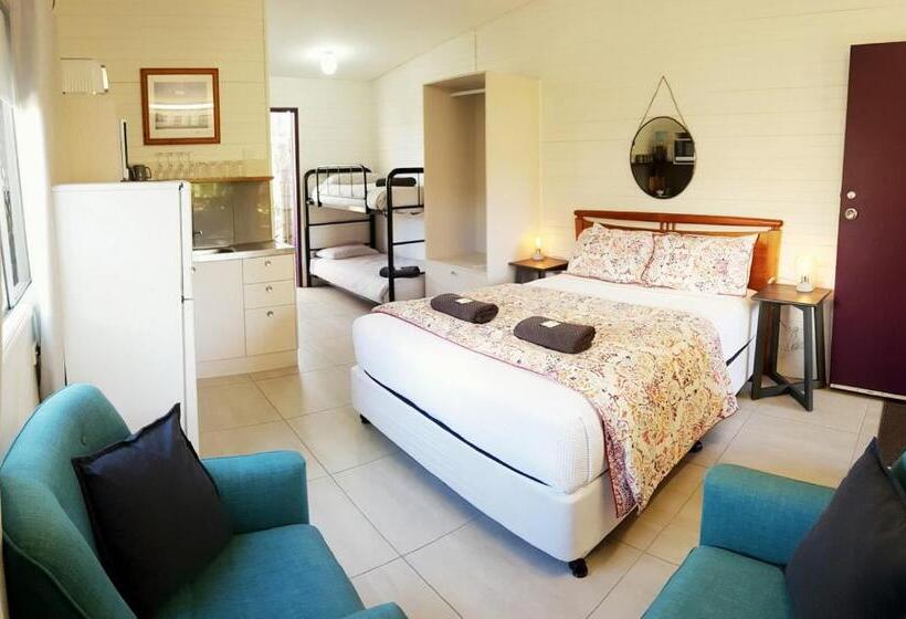 מוטל Bargara Gardens Boutique Villas