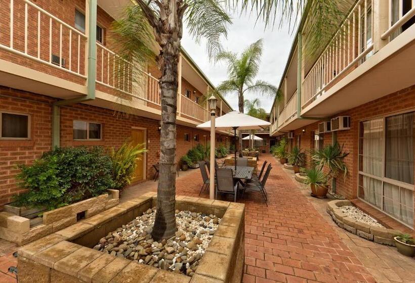 מוטל Central Yarrawonga Motor Inn
