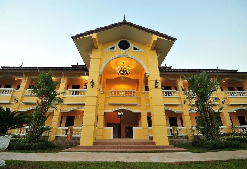 Park & Pool Resort