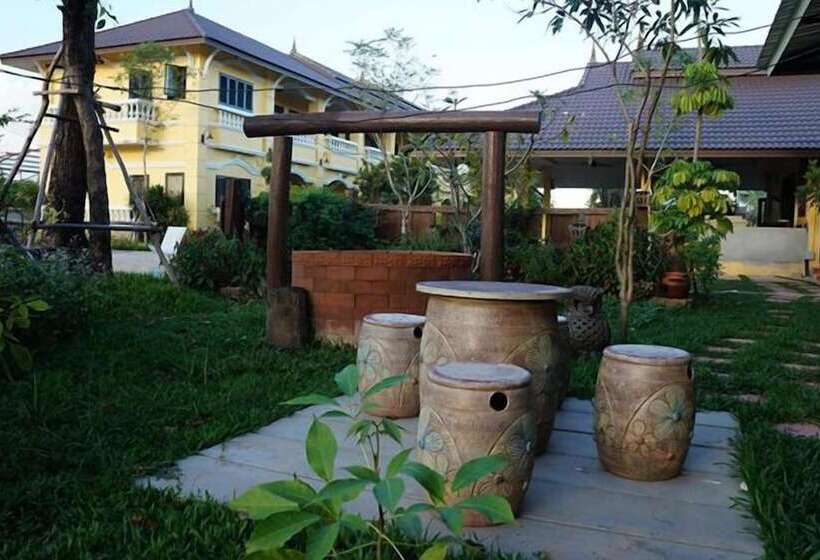 Park & Pool Resort