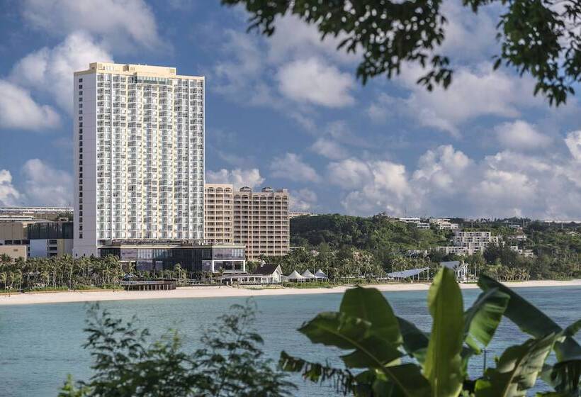 Dusit Thani Guam Resort