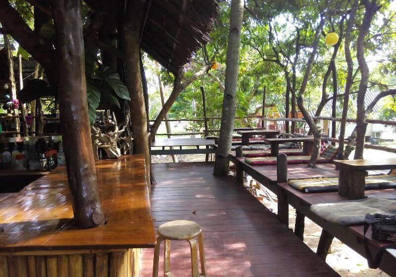 Funky Fish Hostel