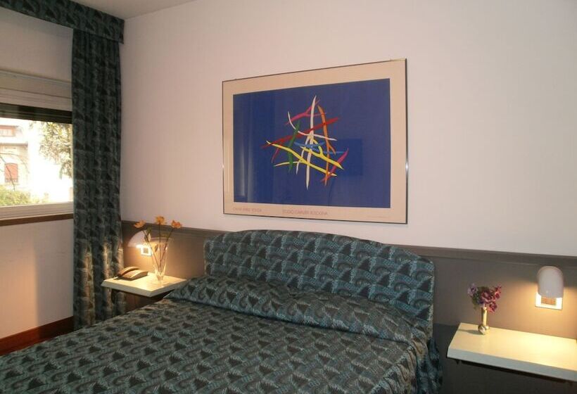 ホテル Albergo Villa & Roma