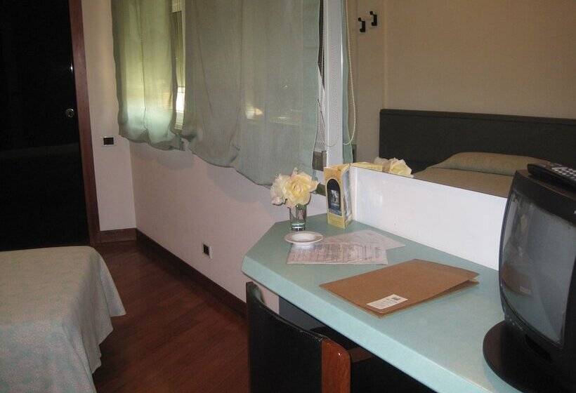 ホテル Albergo Villa & Roma