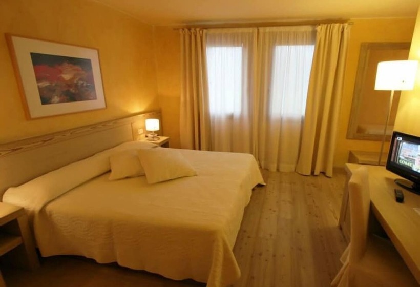 هتل Albergo Vinnaeria La Baita