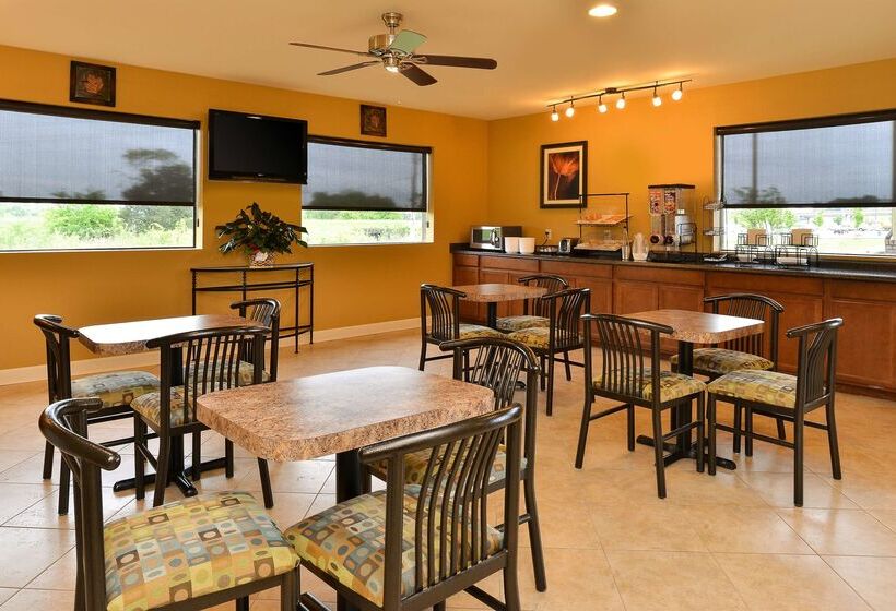 هتل Americas Best Value Inn Tupelo