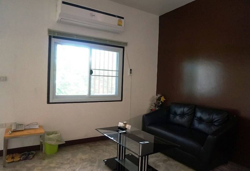 בית מלון כפרי At Home