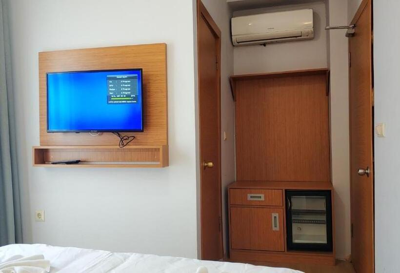 Fotos del hotel Cheers Lighthouse:  25