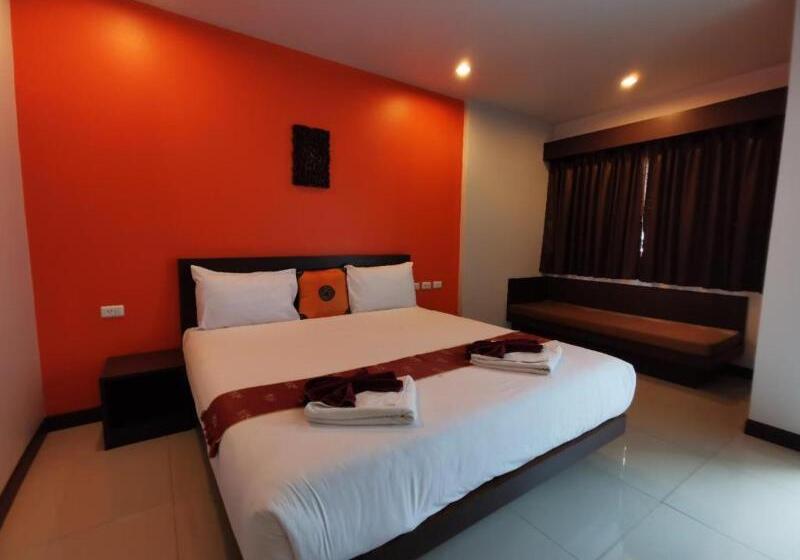 호텔 Chollada Inn Kamala