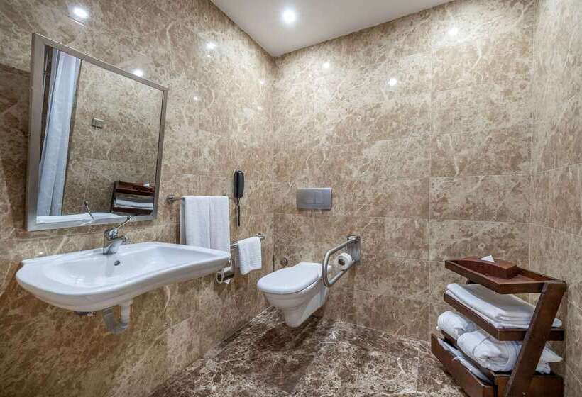 Fotos del hotel Clarion Hotel Istanbul Mahmutbey:  36