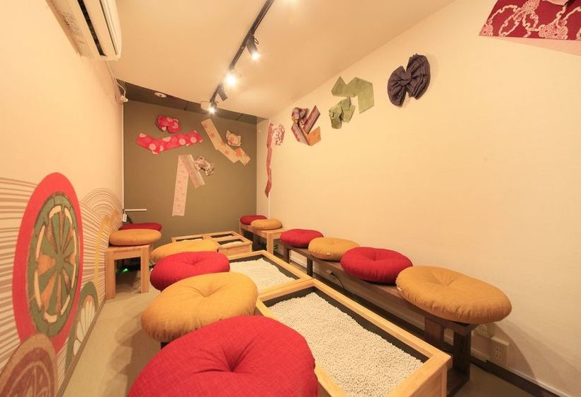 Capsulehotel Centurion Cabin & Spa