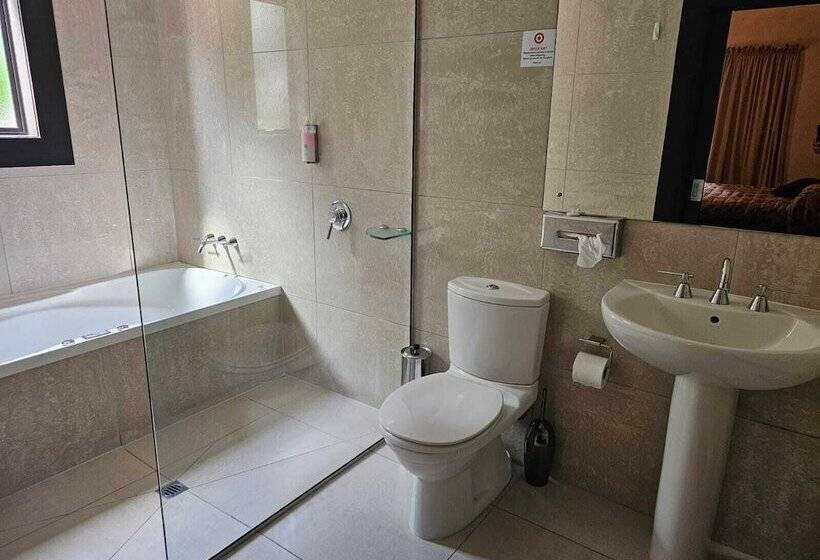בית מלון כפרי Gateway Motor Inn