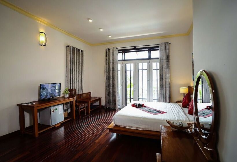 هتل Hoi An Holiday Villa
