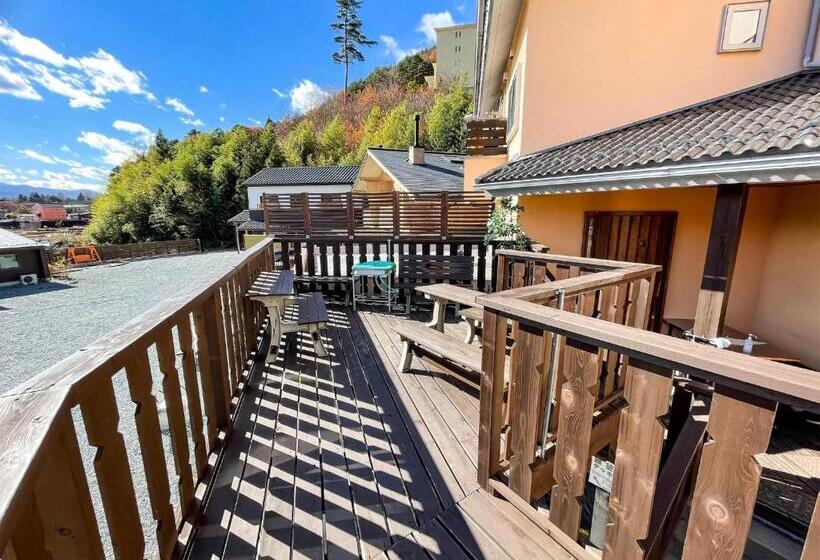 هتل Orange Cabin Inn Far From Station