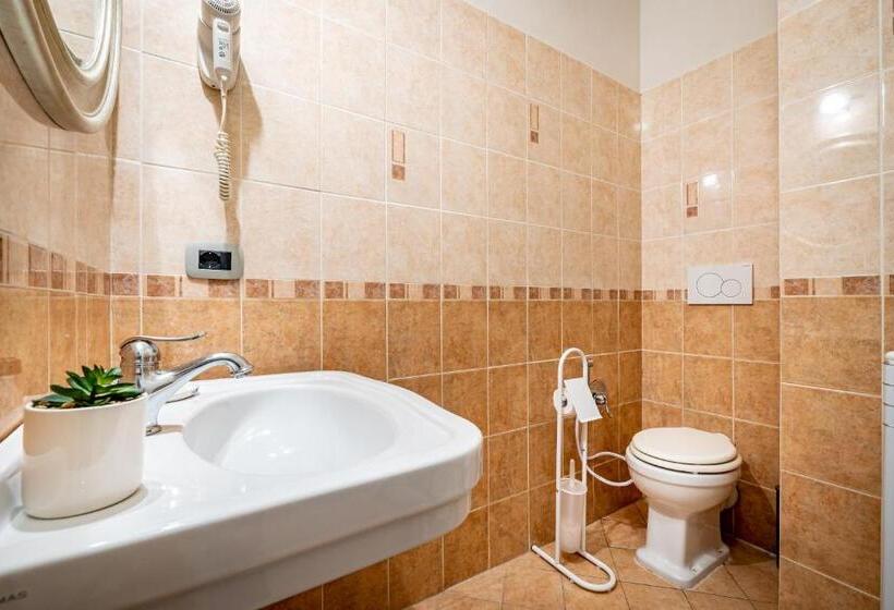 Fotos del hotel Ghirlandaio Florence:  19