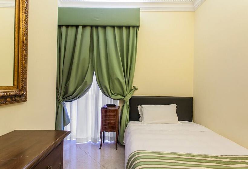 Fotos del hotel Regina Giovanna:  3