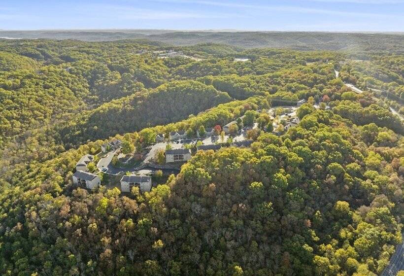 فندق Stonebridge Village Resort