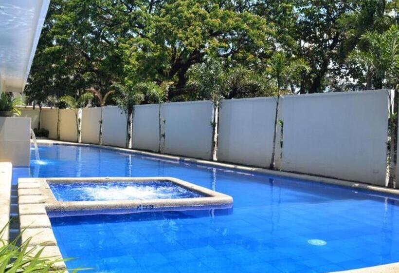 Fotos del hotel Subic Bay Venezia:  10