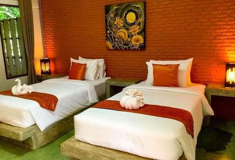 هتل Villa De Bua Resort Nan