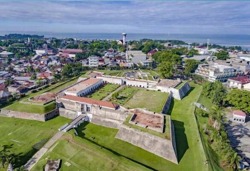 Xtra Hotel Bengkulu