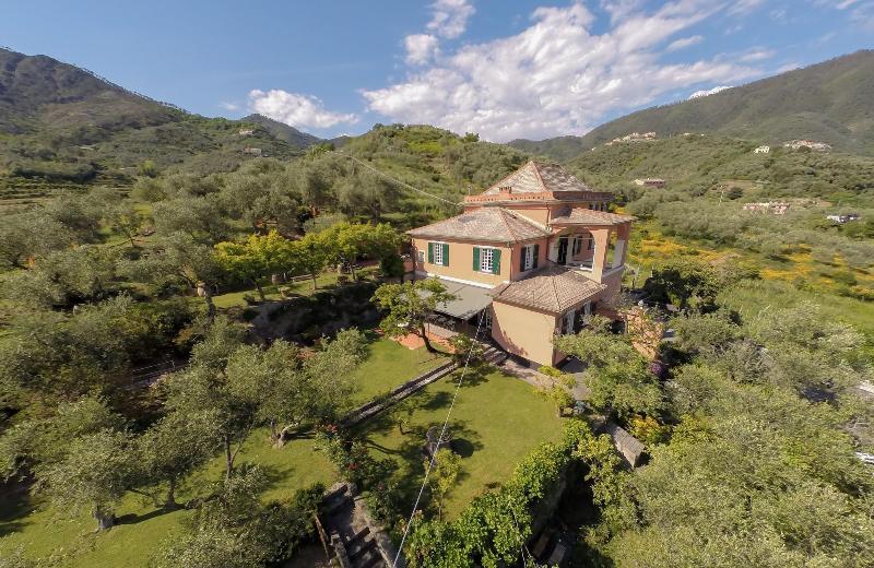 L Amandola Villa  Agriturismo