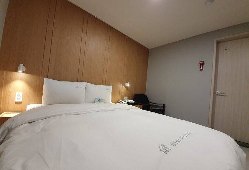 فندق على الطريق Mini Hotel 141