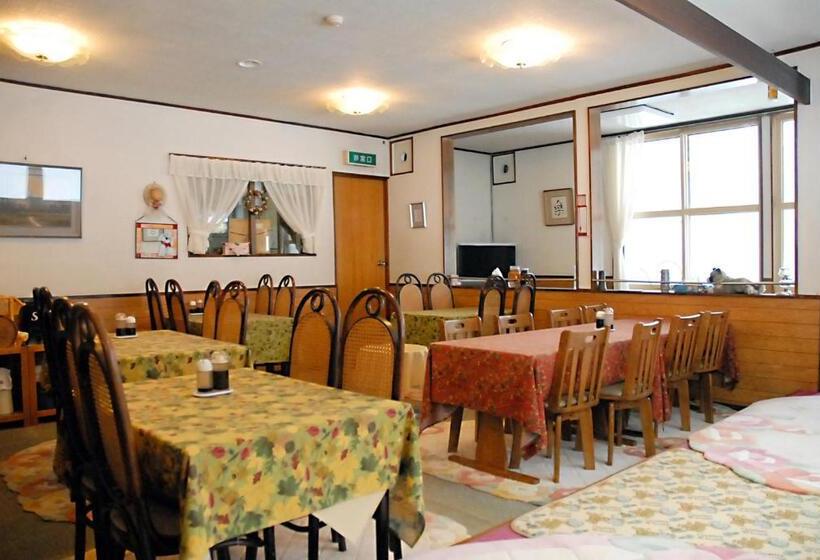 膳宿费 Family House Akashiya