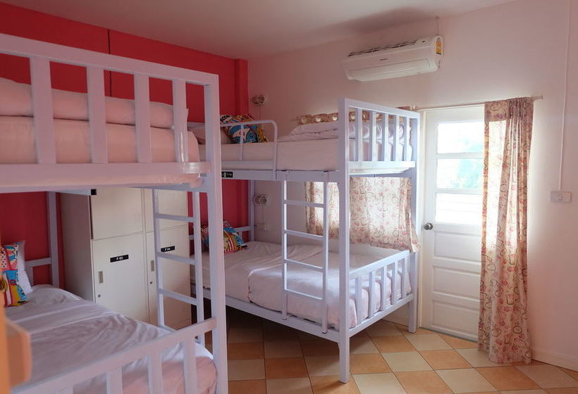 Finlay House   Hostel