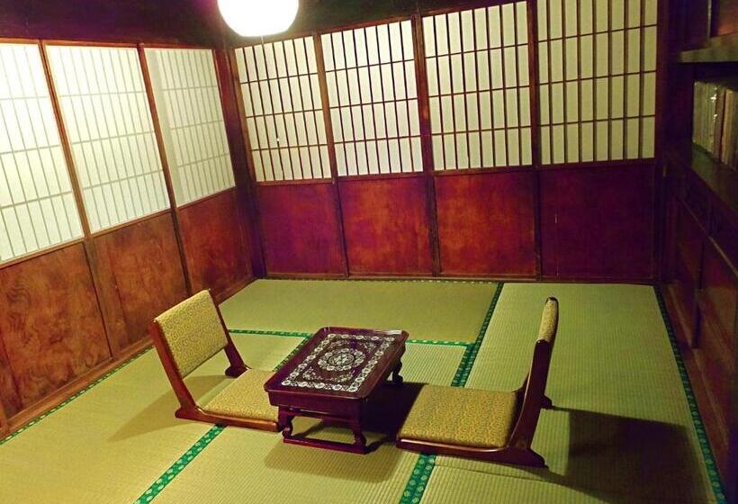 فندق صغير Kominka Sharehouse Hooju