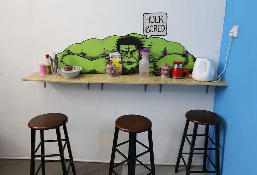Hero Hostel
