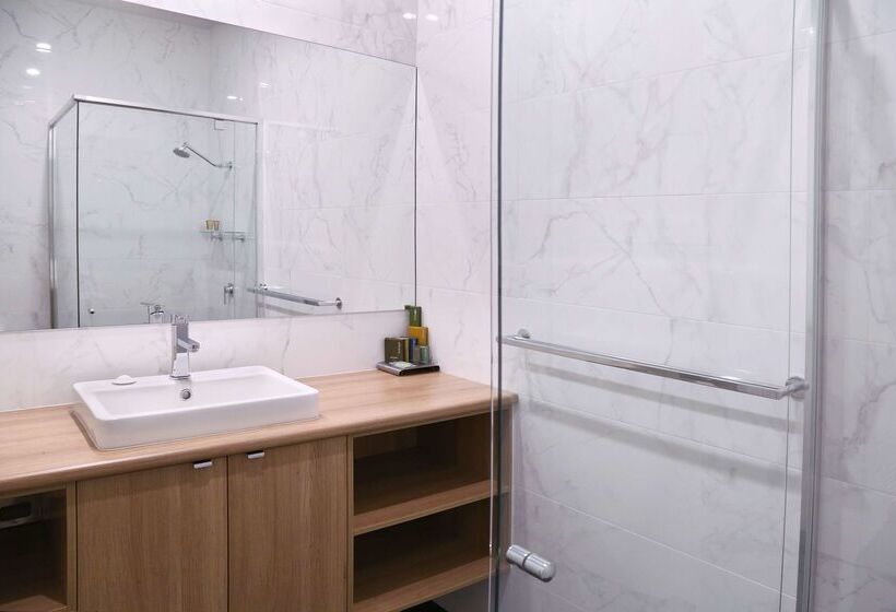 فندق Best Western Plus Bolton On The Park