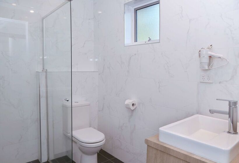 فندق Best Western Plus Bolton On The Park
